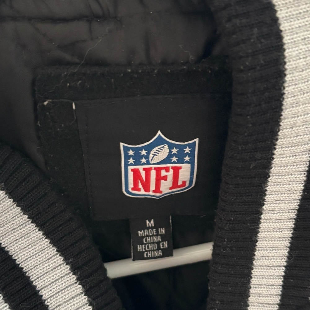 Vintage Raiders men’s bomber jacket - Picture 3 of 3